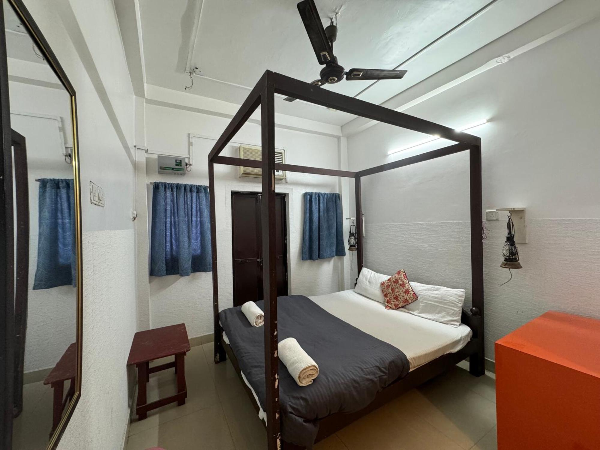 Madsquad Dorms & Hostel *